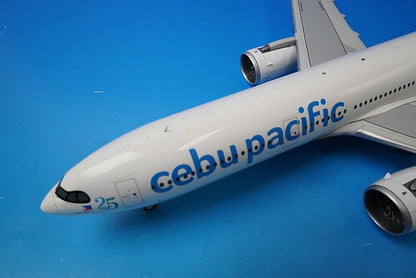 1:200 A330-900neo Cebu Pacific XX20235 JC Wings airplane model