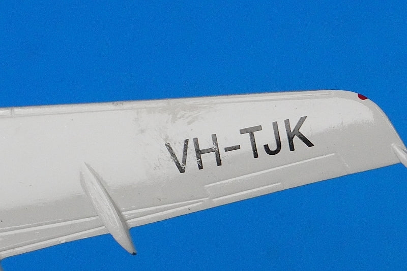 1:200 B737-400 Qantas VH-TJK 20031 Phoenix airplane model