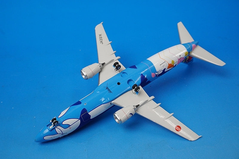 1:200 B737-400 ANK Island Dolphin JA391K *Outer box missing 20012 Phoenix airplane model