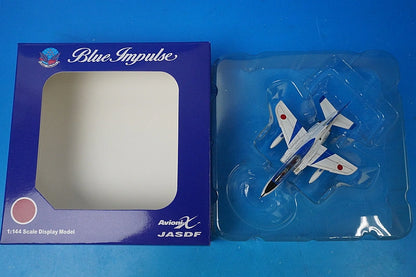 1:144 Kawasaki T-4 Blue Impulse No. 1 #26-5805 AV440011 Avionics airplane model