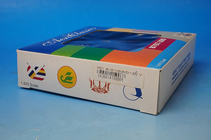 1:400 Boeing 767-300 Uzbekistan VP-BUA AC18117B Aeroclassics