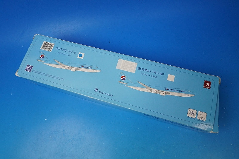 1:200 B747-8 Korean Air No registration number assigned 2407 Hogan airplane model