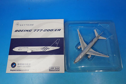 1:400 B777-200:ER China Southern China Southern B-2056 10333 Phoenix airplane model