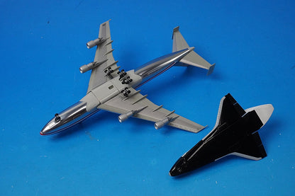 1:400 NASA Space Shuttle Orbiter OV-102 & B747-123SCA N905NA 55244 Dragon airplane model