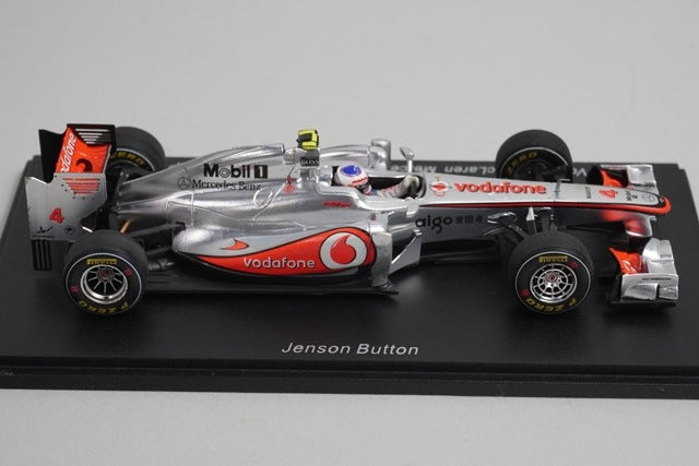 1:43 SPARK S3023 Vodafone McLaren Mercedes MP4-26 Chinese GP 2011#4 J.Button