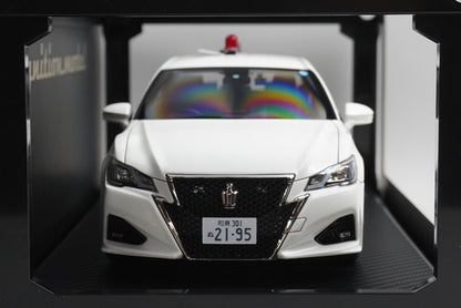 1:18 ignition model IG2195 Toyota Crown GRS214 Osaka Prefectural Police model car