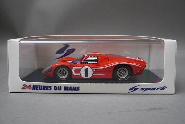 1:43 SPARK 43LM67 Ford GT Mk4 Le Mans 24h winner 1967 #1 model car