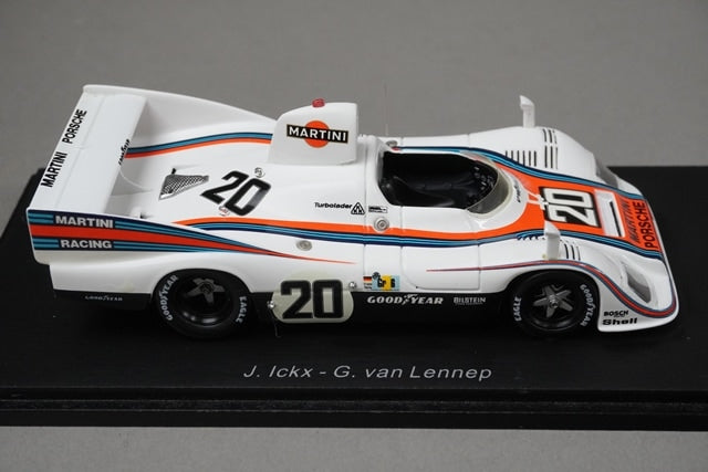 1:43 SPARK 43LM76 Porsche 936 Le Mans 1976 #20 Martini model car
