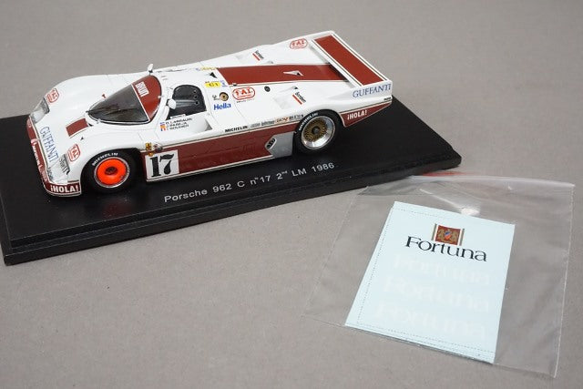 1:43 SPARK S1941 Porsche 962C Le Mans 1986 #17