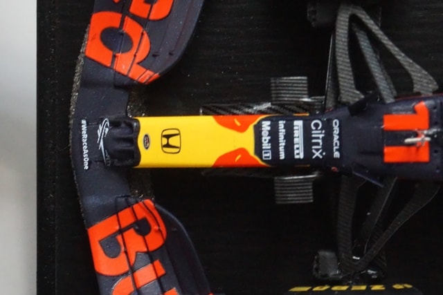 1:43 SPARK SCS214 Red Bull Racing RB16B Honda RA62H Bahrain GP 2021 #11