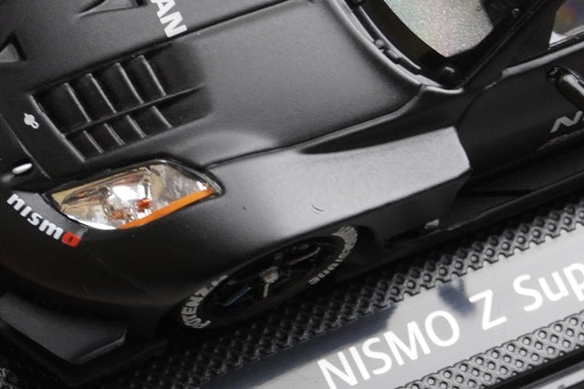 1:43 EBBRO 43718 Nissan NISMO Z Super GT Test Car 2005
