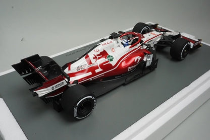 1:18 SPARK 18S607 Alfa Romeo Racing ORLEN C41 Abu Dhabi GP 2021 #7 model car