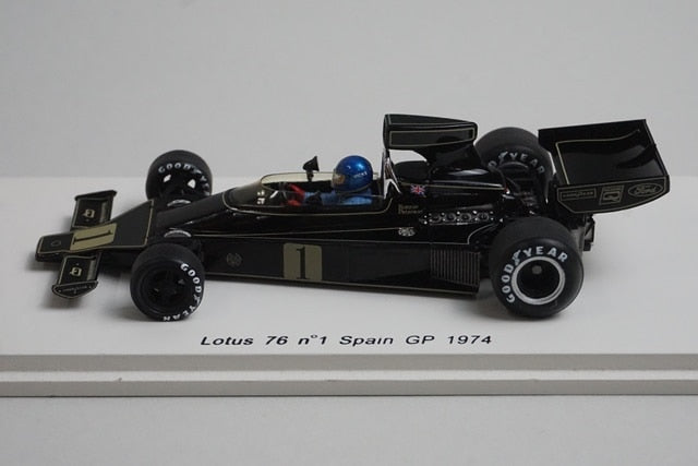 1:43 SPARK S1769 Lotus 76 Spain GP 1974 #1 JPS model car