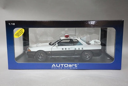 1:18 AUTOART 77364 Nissan Skyline GTR R32 Kanagawa Prefectural Police Car