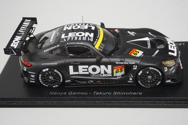 1:43 SPARK SGT086 LEON PYRAMID AMG - K2 R&D LEON RACING Naoya Gamo/Takuro Shinohara GT 300 Super GT 2023 #65