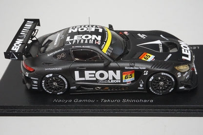 1:43 SPARK SGT086 LEON PYRAMID AMG - K2 R&D LEON RACING Naoya Gamo/Takuro Shinohara GT 300 Super GT 2023 #65