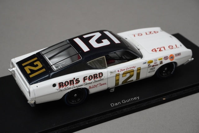 1:43 SPARK S3594 Ford Torino Riverside Winner 1968 #121