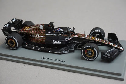 1:43 Spark S8938 Alfa Romeo F1 Team Stake C43 Las Vegas GP 2023 #77 V. Bottas model car