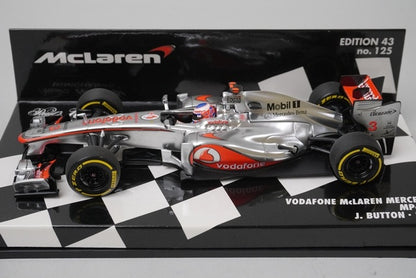 1:43 MINICHAMPS 530124303 McLaren Mercedes MP4-27 2012 #3 model car