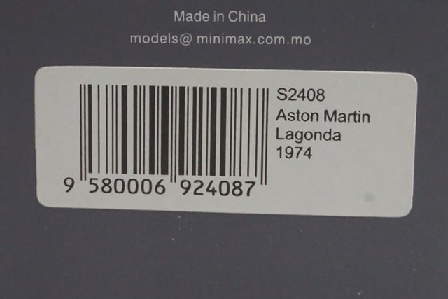 1:43 SPARK S2408 Aston Martin Lagonda 1974 model car