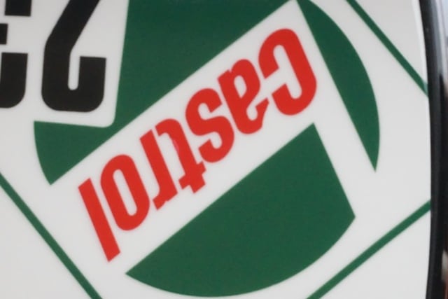 1:18 ignition model IG2777 Nissan Castrol Skyline Macau 1990 #23 with engine