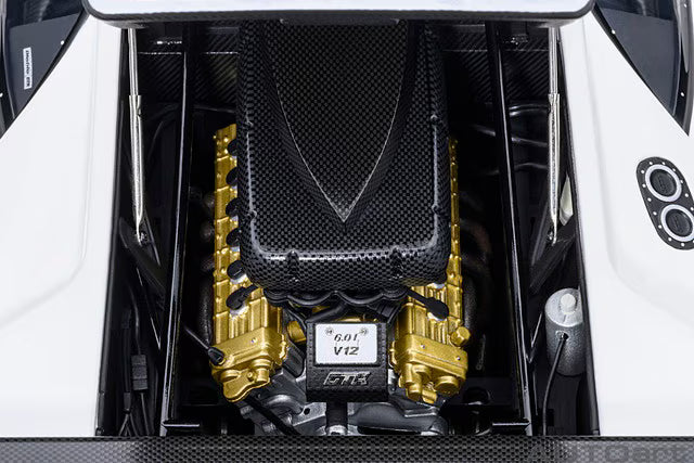 [ Pre-order ] 79136 AUTOart 1:18 Lamborghini Diablo GTR (White)