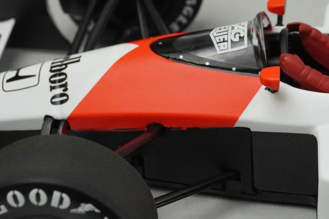 1:18 MINICHAMPS 540881812 McLaren Honda MP4 1988 World Champion #12 A. Senna Marlboro specification
