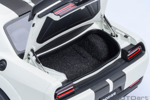 [ Pre-order ] 71766 AUTOart 1:18 Dodge Challenger SRT Super Stock 2023 (White with Carbon Black Stripes <Knuckle White>)