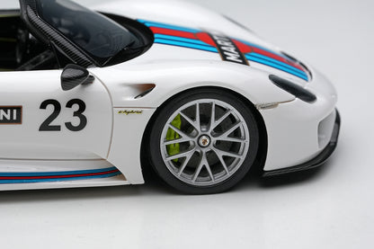 [ Back-order ] Make Up EIDOLON EM569A 1:43 Porsche 918 Spyder weissach package 2011 Martini stripe White