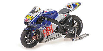 [ Back-order ] MINICHAMPS 122093246 1:12 Yamaha YZR-M1 Rossi 2009 World Champion Weatherlyn