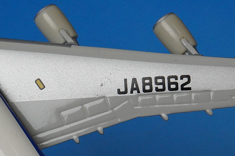 1:500 B747-400 ANA JA8962 NH50004 ANA airplane model