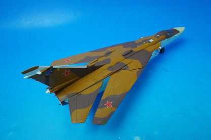 1:72 Sukhoi Su-24M Fencer-D Russian Air Force #91 CA722406 CALIBRE WINGS airplane model