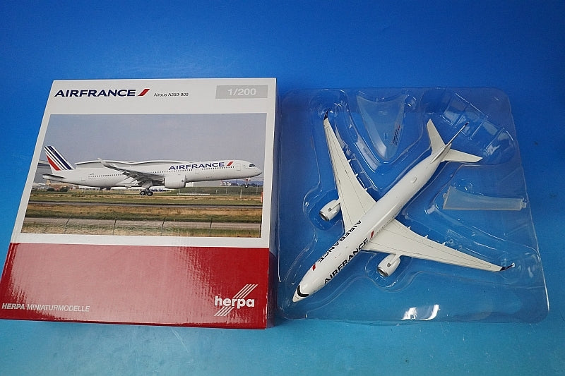 1:200 A350-900 Air France F-HTYB 559980 Herpa airplane model