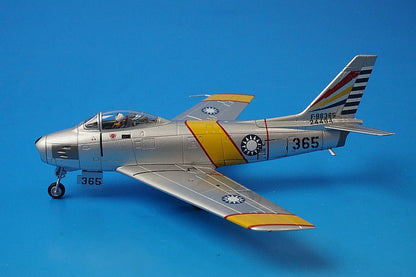 1:72 F-86F Saber ROC Air Force Hsinchu Base HA4302 Hobby Master airplane model