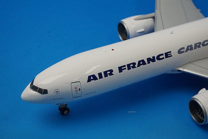 1:200 B777LRF Air France F-GUOC open/close selection type F-GUOC G2AFR956 Gemini airplane model