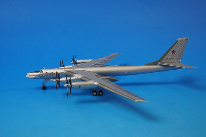 1:200 Tupolev Tu-95MS Air Force of the Russian Federation 6950th Air Base Donbass #RF-94178 559089 Herpa