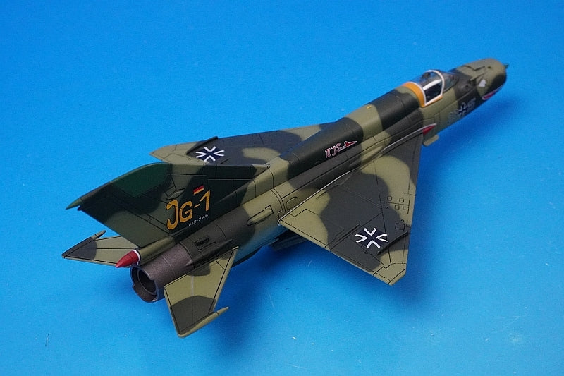 1:72 MiG-21MF German Air Force December 1990 HA0104 Hobby Master airplane model