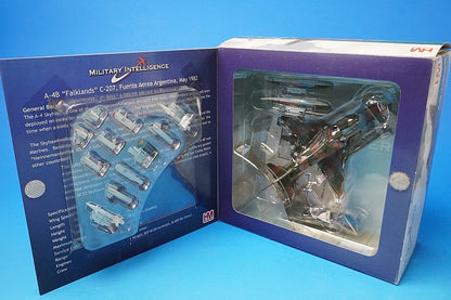 1:72 A-4B Skyhawk Argentina Falklands #C-207 HA1404 Hobby Master airplane model