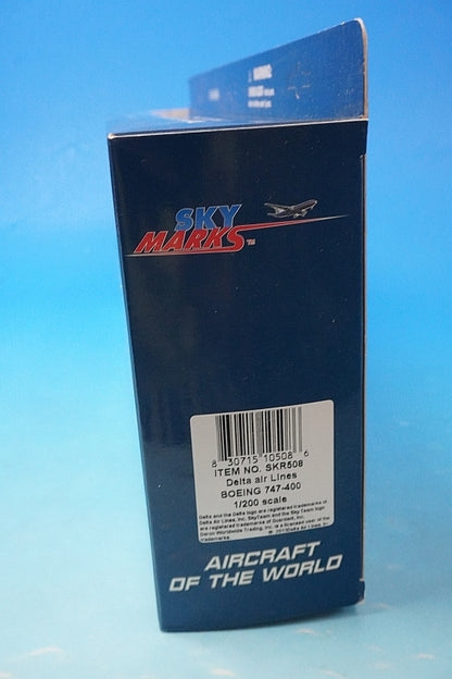 1:200 B747-400 Delta N665US SKR508 SKYMARKS airplane model
