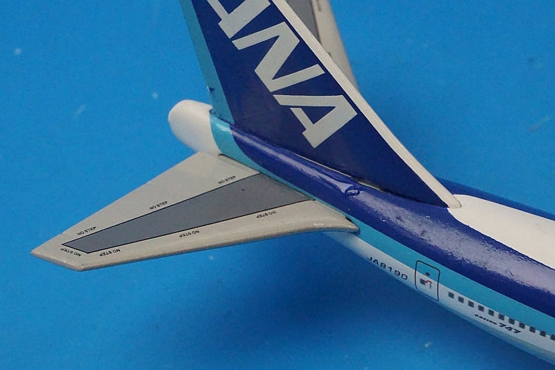 1:500 B747SR-81 ANA JA8190 NET Models airplane model
