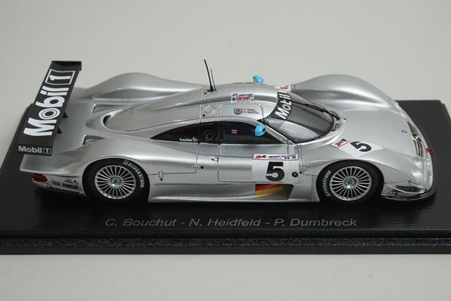 1:43 SPARK S0995 Mercedes CLR Le Mans 24H 1999 #5 Silver model car