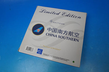 1:400 B777-200:ER China Southern China Southern B-2056 10333 Phoenix airplane model