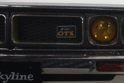 1:18 ignition model IG1979 Nissan Skyline 2000 GT-X White model car