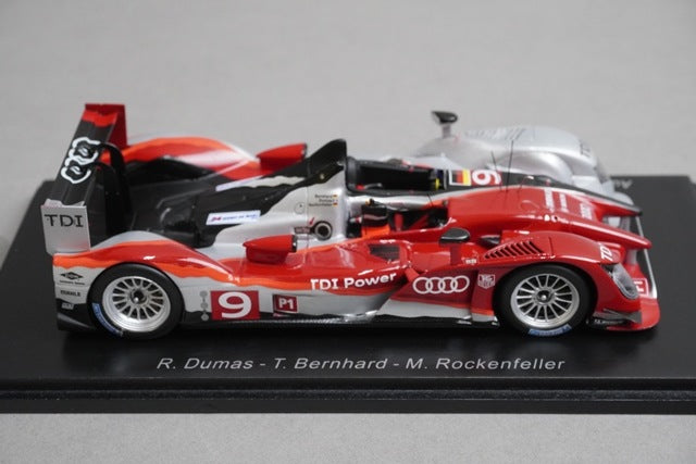 1:43 SPARK 43LM10 Audi R15 Plus TDI Sport North American Le Mans 2010 #9 model car