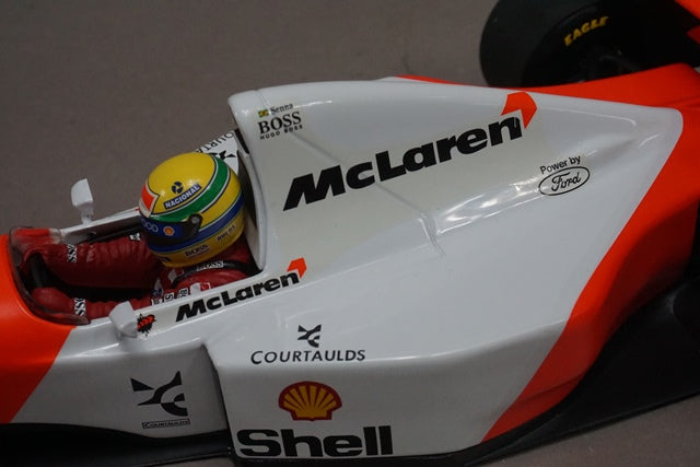 1:18 MINICHAMPS 540931808 McLaren Ford MP4-8 1993 #8 A.Senna