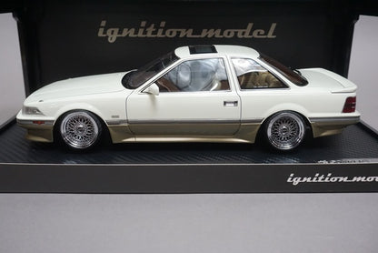 1:18 ignition model IG1327 Toyota Soarer (Z20) 3.0GT-LIMITED White / Silver