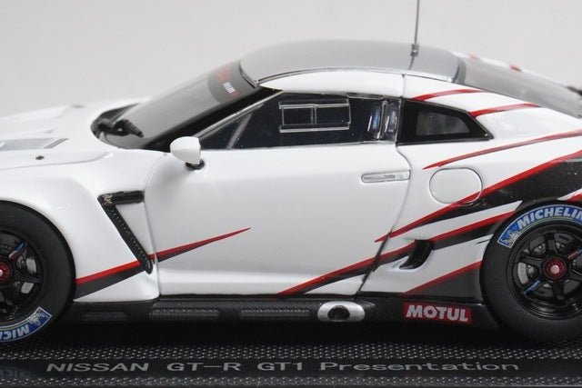 1:43 EBBRO 44170 Nissan GT-R GT1 Presentation model car
