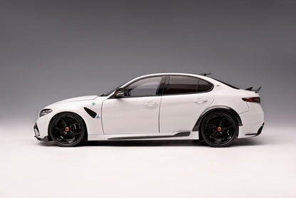 M89003 MOTORHELIX 1:18 Alfa Romeo Giulia GTA Bianco Trofed White model car