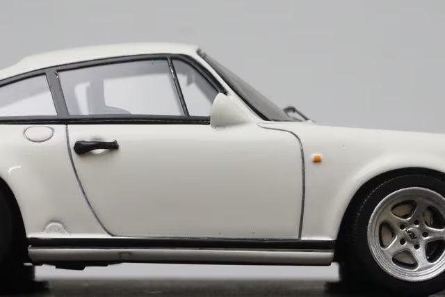 1:43 SPARK KBS003 RUF CTR White