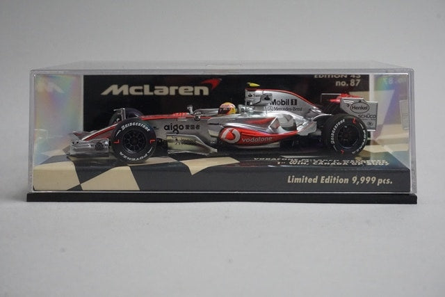 1:43 MINICHAMPS 530074322 Vodafone McLaren Mercedes MP4-22 2007 #2 L. Hamilton model car